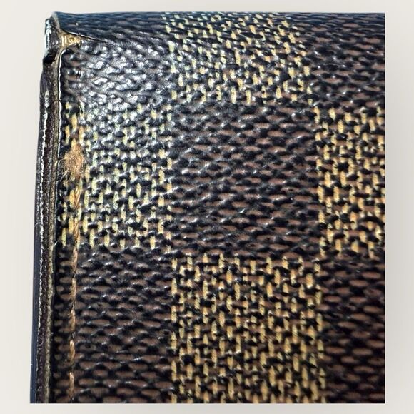 Louis Vuitton Damier Ebene Tresor Wallet - Picture 7 of 14